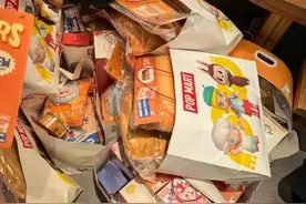 茅台黄牛转卖Labubu！199元新品炒至2500元图片