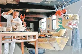 潜心研技艺 匠心造龙舟（追梦路上）图片