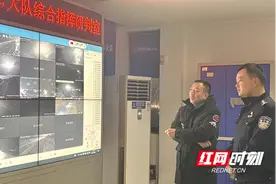 冻雨天气！洞口县竹市镇积极做好大水高速路口分流工作图片