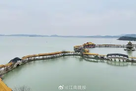 无锡太湖边一景点废弃多年后迎来转机，曾因司法纠纷被查封图片