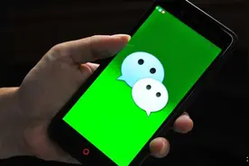 微信朋友圈一条横线，代表对方屏蔽你？真相可能更扎心图片