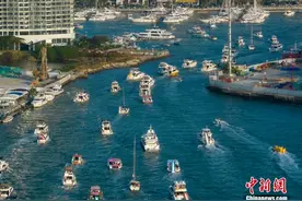 （新春见闻）春节假期三亚游艇出海游火爆图片