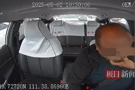 出租车司机等红绿灯时突然昏迷，路人掐人中打120紧急送医，遗憾经抢救无效离世图片