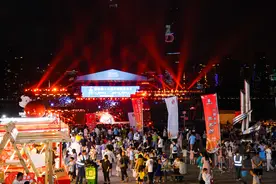 超102万人一起在江边“嘬虾子”！“五一”假期武汉小龙虾市场走俏图片