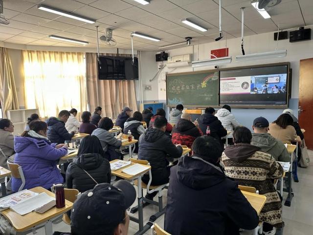 医教协同护健康 心理辅导进校园