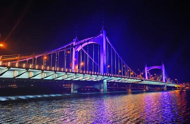 抚顺六座跨河桥集体“换装”！ 一桥一景美出圈，夜景打卡新地标上线