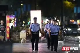 从迷茫到热爱：武陵源社区民警唐紫萱在社区警务中的成长与坚守图片