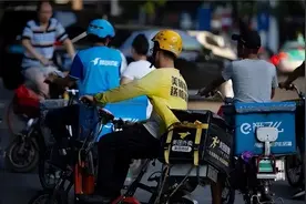 一则IPO透露出的外卖“内卷”：骑手一天花9元租电池跑百公里图片