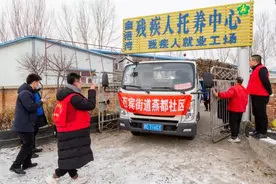 让胡路区开展“青春暖流 青联委员送温暖”活动图片