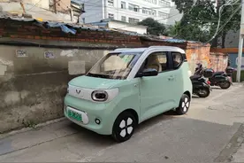 入手五菱宏光MINIEV第三代马卡龙，车虽小，但是出力很大？图片