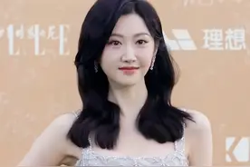 看了赵雅芝陈数的生图，这一次，“不老女神”们都被撕开了真面目图片