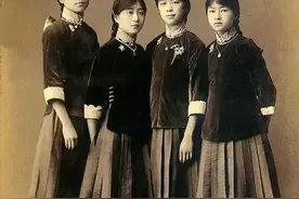 中国校服100年以来的变化，80年代最好看，90年代太呆板图片