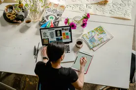 我是建设银行的内部员工，工作10年，透露真实收入情况图片