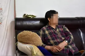 准儿媳考研成功跟儿子分手，未来婆婆找她理论，回家把儿子揍一顿图片