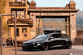 姿态拿捏得很完美的大众尚酷，是从汽配风一路玩过来的图片