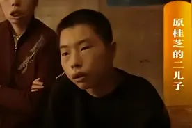 吉林惊现神秘家族，一家八口20年不出门，邻居隔窗偷看后当场傻眼图片