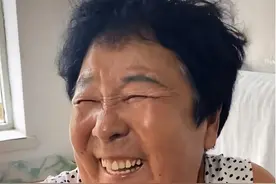 东北农村75岁老太，靠拍短视频狂揽3600万粉丝，身价突破千万！图片