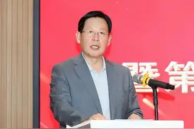 他被查，局长任私企董事长，背后的故事不简单图片