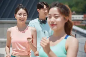 人生的奔跑，在于坚持：5个励志句子让你充满正能量！图片