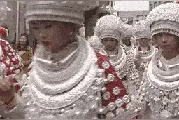 相亲认识的妹子，她说她岁了，为啥我的心里却非常不安？图片