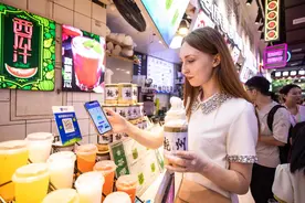 系列政策助推游客入华 外国人用支付宝半年增长125%图片