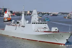 054B型护卫舰横空出世，新一代的主力舰艇，到底性能如何？图片
