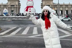 冰城羽绒服租赁火出圈！ “小金豆”纷纷点赞：温暖贴心还划算！图片