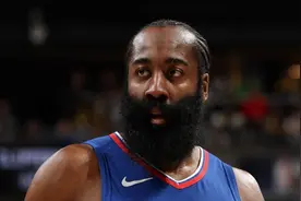 NBA现役超巨有几人？翻遍全联盟 也就5人 其他最多算巨星图片