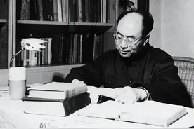 他摆摆手，让印度直至今天都没造出氢弹，“中国氢弹之父”于敏图片