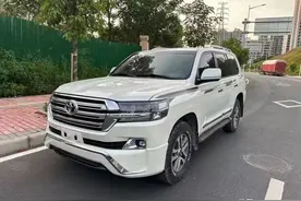 广州小伙花158万买辆陆巡，谈及奔驰GLS时表示：我去东北出过差图片