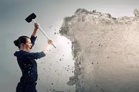 格力正在为董明珠的个人错误付出惨痛代价图片