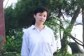 歌手李健曾称希望朱令案水落石出！两人在清华一起上过音乐课图片