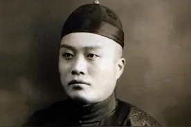 中国最后一位状元的试卷真迹，手写字体堪比印刷版，让现代人汗颜图片