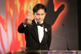 从华语电影权威沦为无人问津，台湾金马奖，被一个女人毁掉了图片