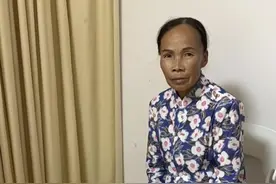 农村妈妈进城3个月后的变化 堪比爆改 虽是养母却是恩情无价!图片