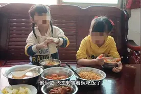 看了热搜上“花42元巨款过生日”事件，我才知道精英的傲慢多恶毒图片