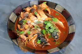 不管炖什么鱼，谨记“3放3不放”，去腥增香，肉质鲜香很入味图片