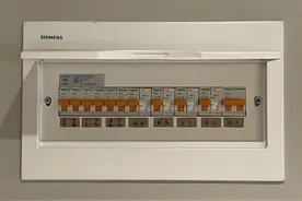 家里有个开关能救命，每个月必须按一次，但是很多人都忽略了图片