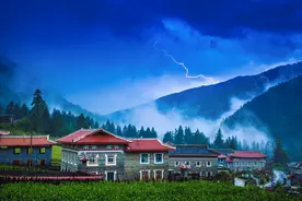 从四川这位网友的养老金计算单中，可以看出在四川办理退休的特色图片