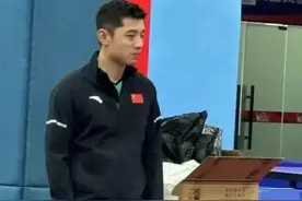 张继科风波后首露面，新工作年薪40万，满脸颓废精神差图片