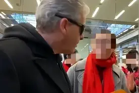 钢琴家的街头演奏引发轩然大波 揭秘内幕！图片