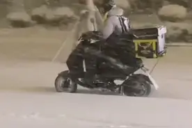 太真实！专家:很多人根本撑不到下月发工资，底层实际情况很糟糕图片