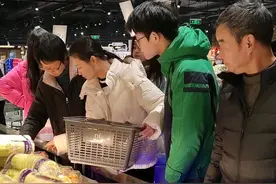 看不下去了，胖东来对顾客好到“变态”图片