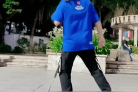 #曳步舞 #晚秋 #背面慢动作分解 没想到18年的舞还有这么多人要分解，来了来了！@抖音短视频