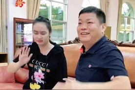 这个妹带不出门的😂沙鸥老师不愧是机智歌王，现场改歌机智问答👍感谢🙏#兄妹日常 #情感搞笑