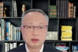 警察执法时必须出示警官证吗？#同城热门 #法律咨询 #抖来学法 #法律常识 