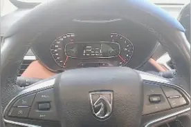 宝骏510后排座椅放平教程，高配与中配差别在哪？欢迎补充