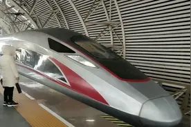 听了网友建议从扬州到上海，这个路线是比我以前走的路线快2小时视频封面