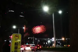 日本海滨幕张烟火大会视频封面