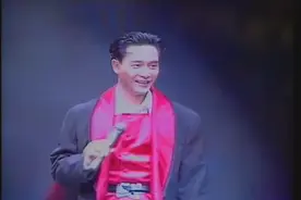 张国荣1989年告别歌坛演唱会版《侧面》